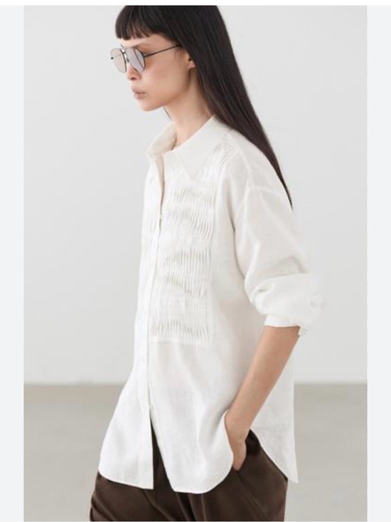 Massimo Dutti Tops - Massimo Dutti White Pintuck Button-Down Shirt with pockets in S